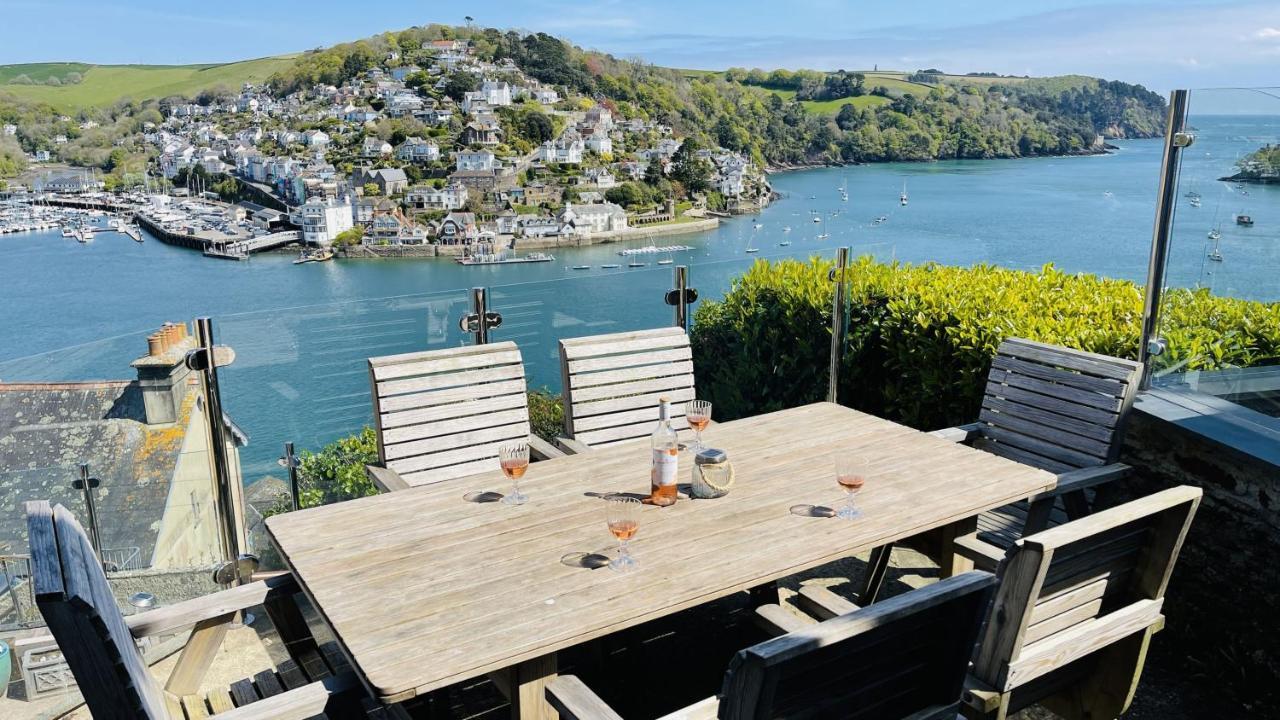 Vila Out To Sea - Stunning Views, Elevated Position With Onsite Parking Dartmouth Exteriér fotografie