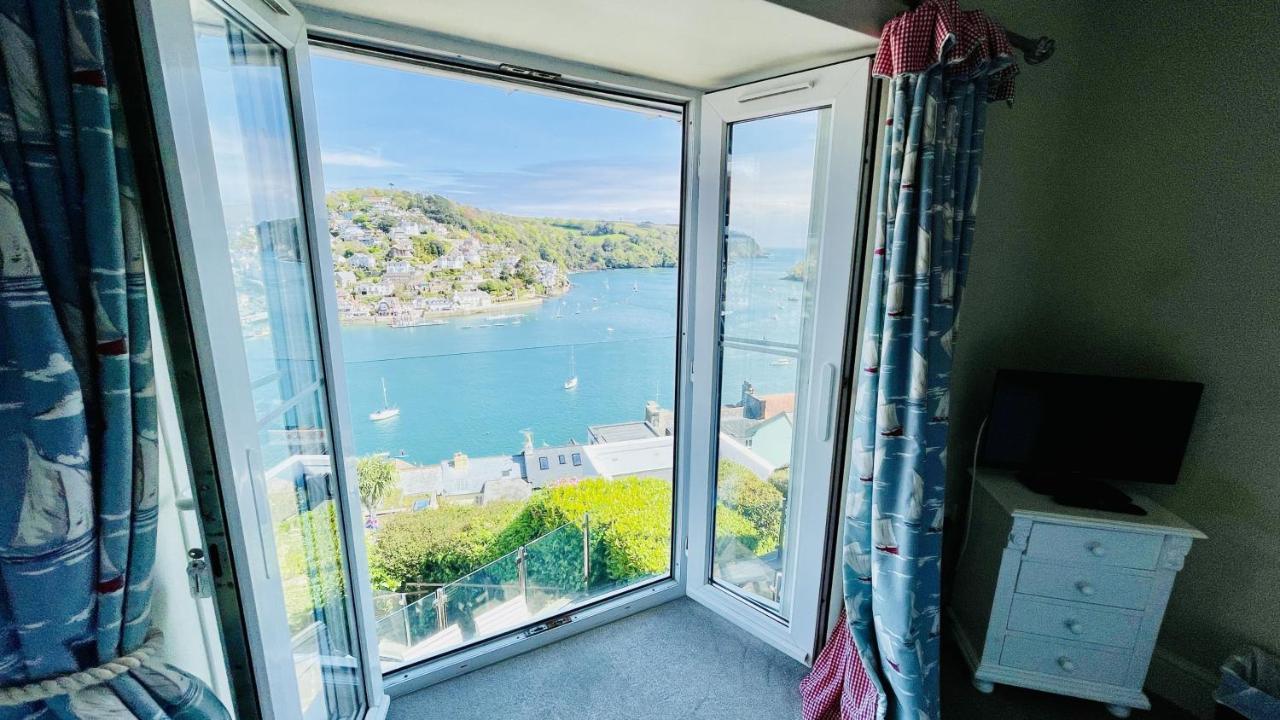 Vila Out To Sea - Stunning Views, Elevated Position With Onsite Parking Dartmouth Exteriér fotografie