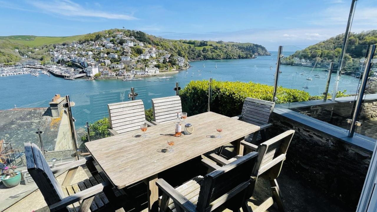 Vila Out To Sea - Stunning Views, Elevated Position With Onsite Parking Dartmouth Exteriér fotografie